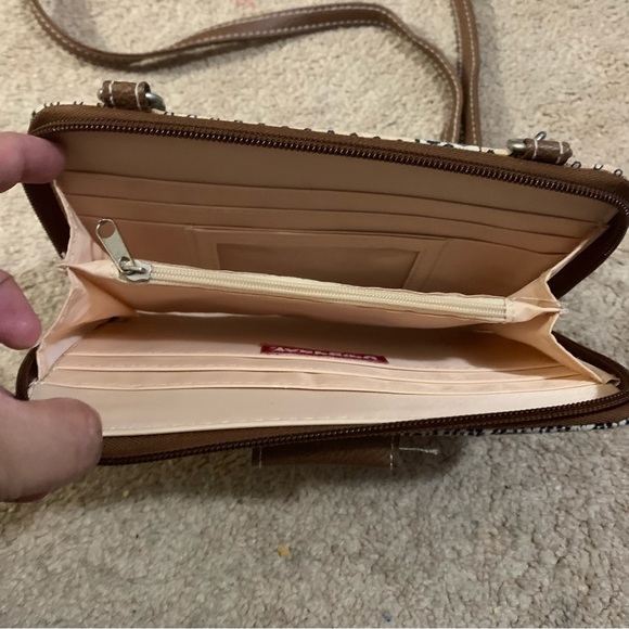 Unionbay Womens Owl Print Beige Crossbody Wallet Bag - Picture 3 of 9